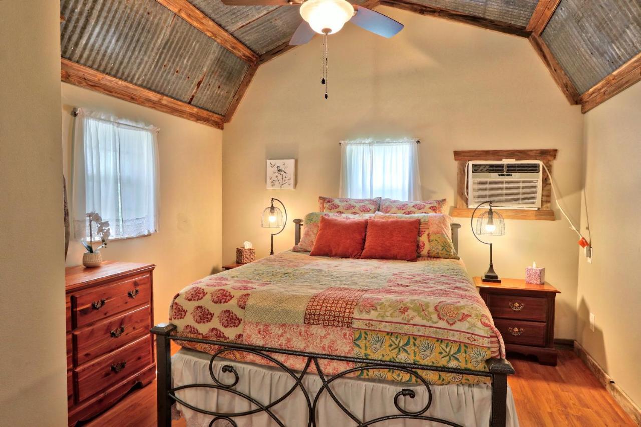 Sunflower Ridge Bungalow Wimberley Esterno foto