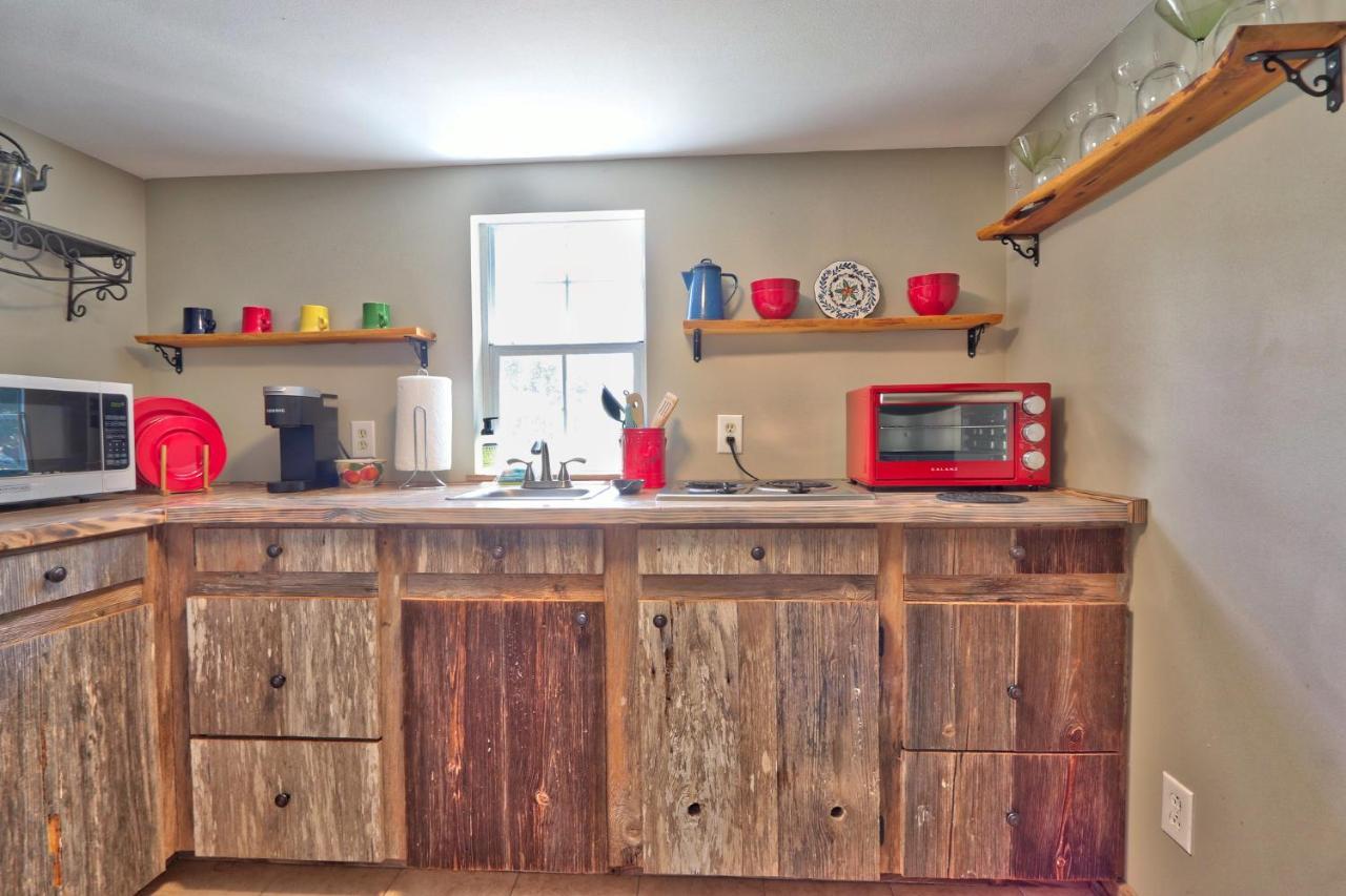 Sunflower Ridge Bungalow Wimberley Esterno foto