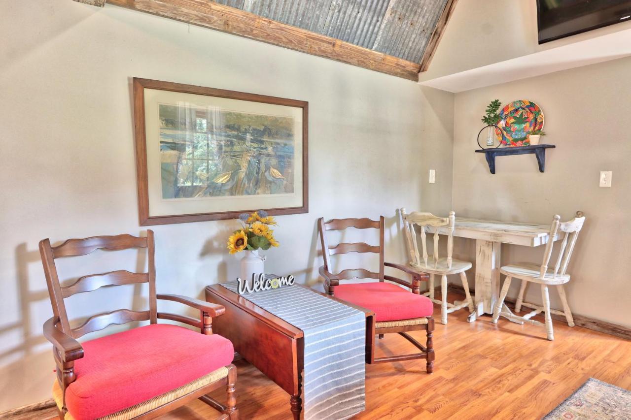 Sunflower Ridge Bungalow Wimberley Esterno foto